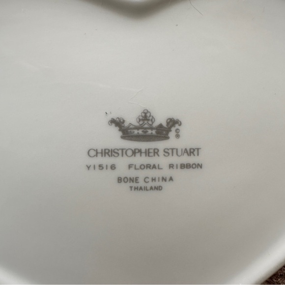 Christopher Stuart Floral Ribbon Y1516 Fine Bone China Heart Trinket Box - Picture 14 of 15